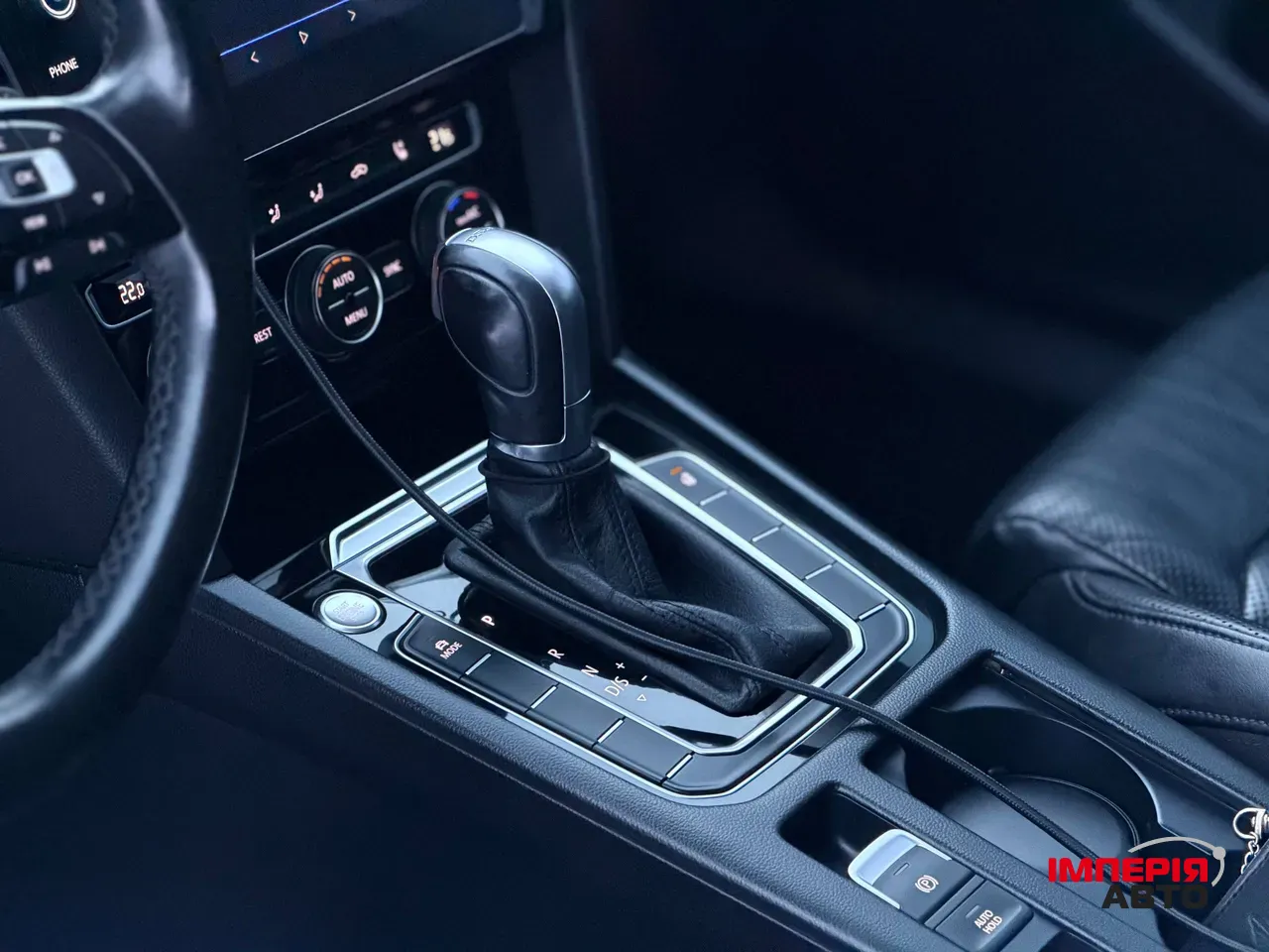 Volkswagen Passat - фото 42