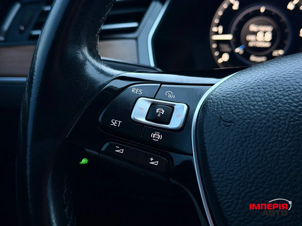 Volkswagen Passat - фото 54