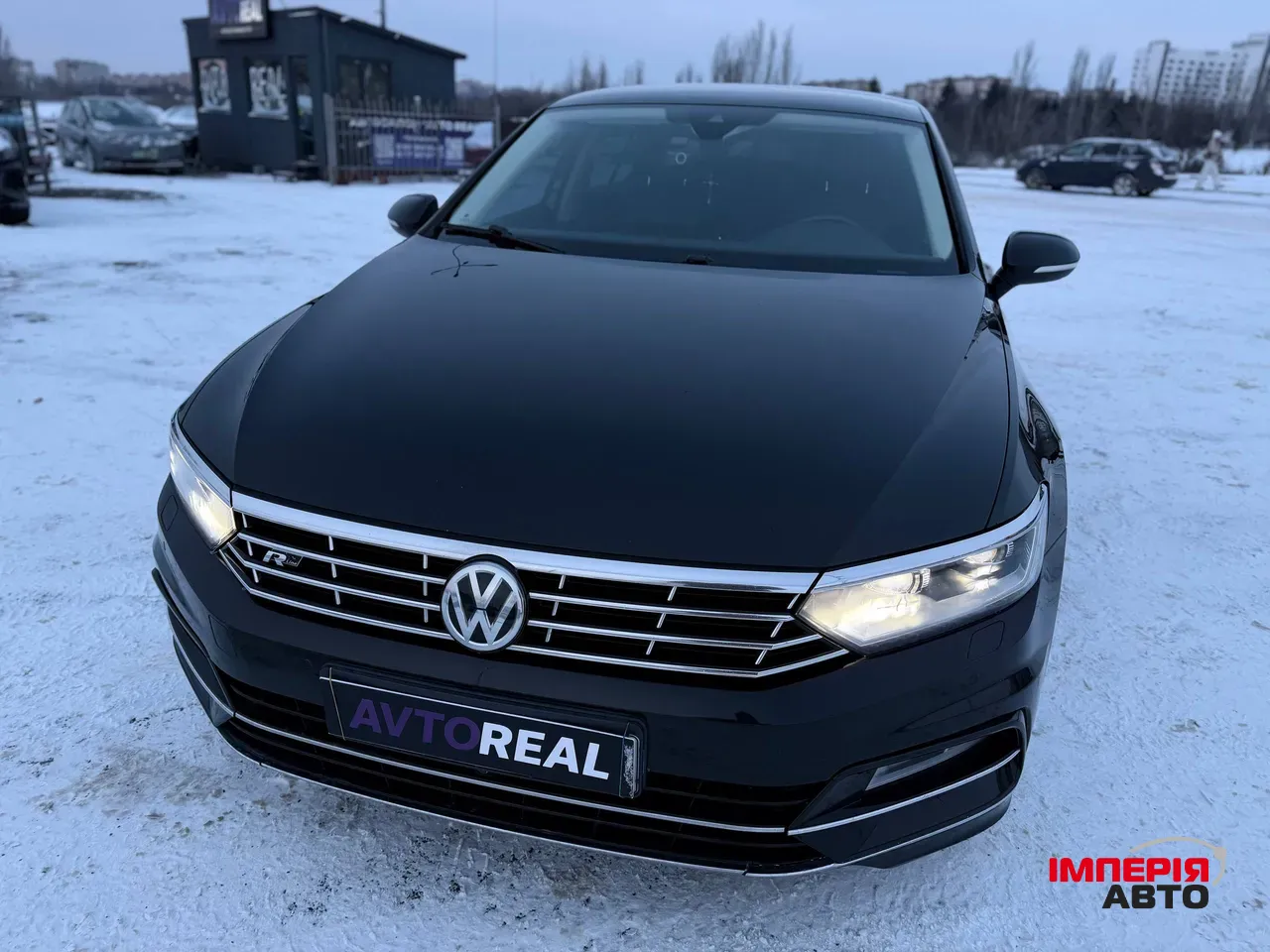 Volkswagen Passat - фото 15