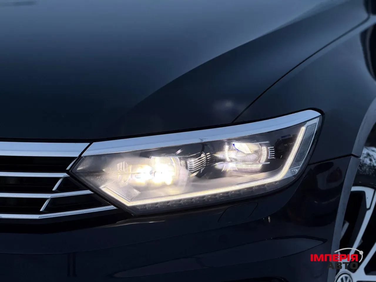Volkswagen Passat - фото 4
