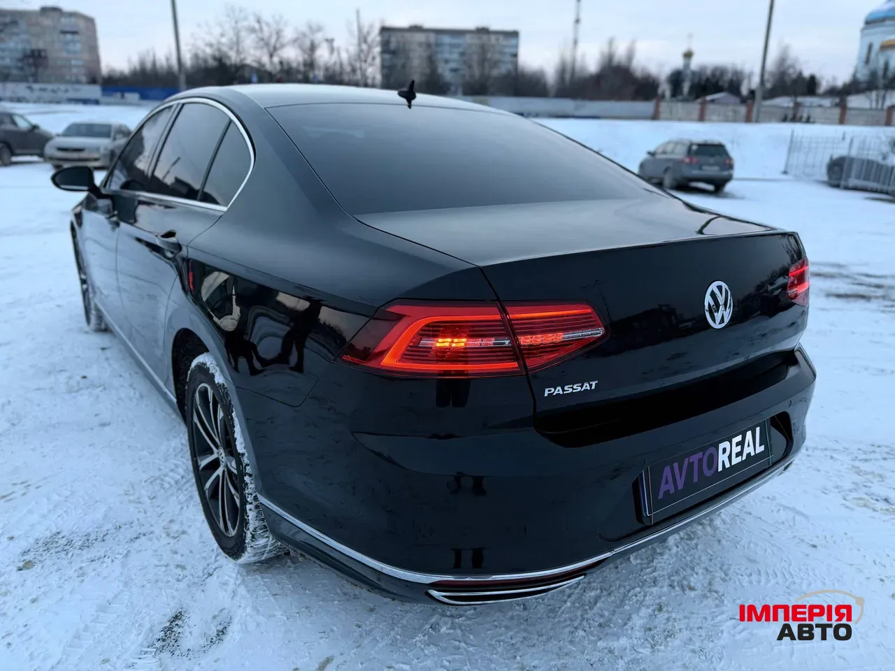 Volkswagen Passat - фото 30