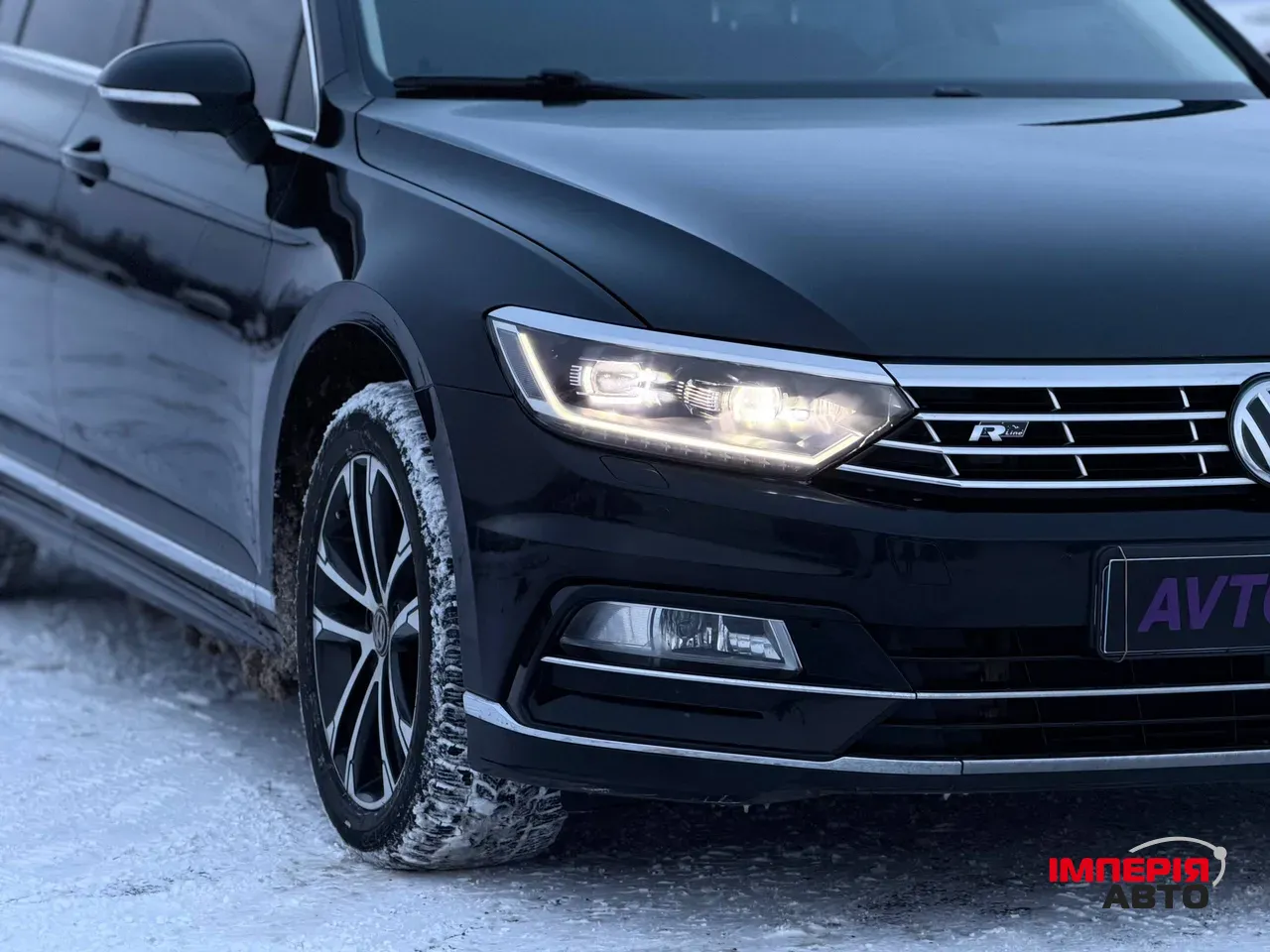 Volkswagen Passat - фото 13