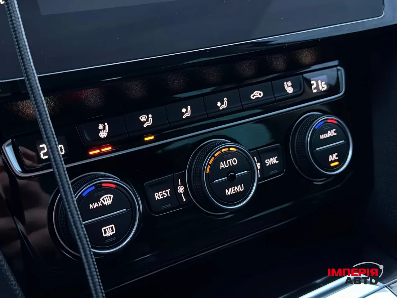 Volkswagen Passat - фото 61