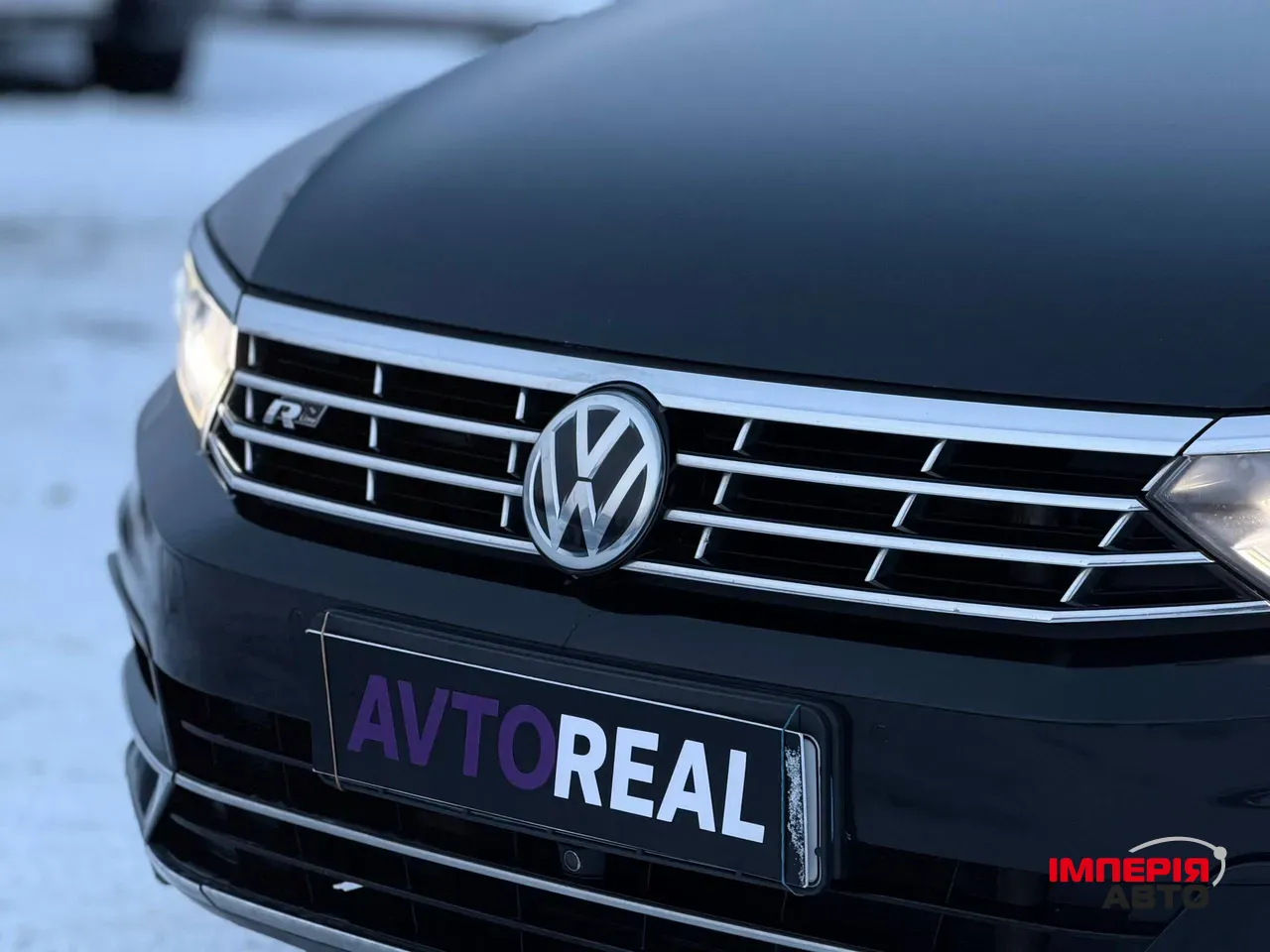 Volkswagen Passat - фото 6