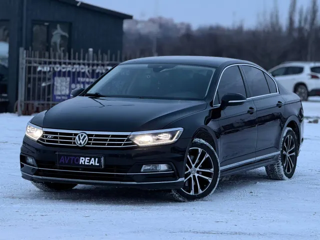 Volkswagen Passat - фото 2