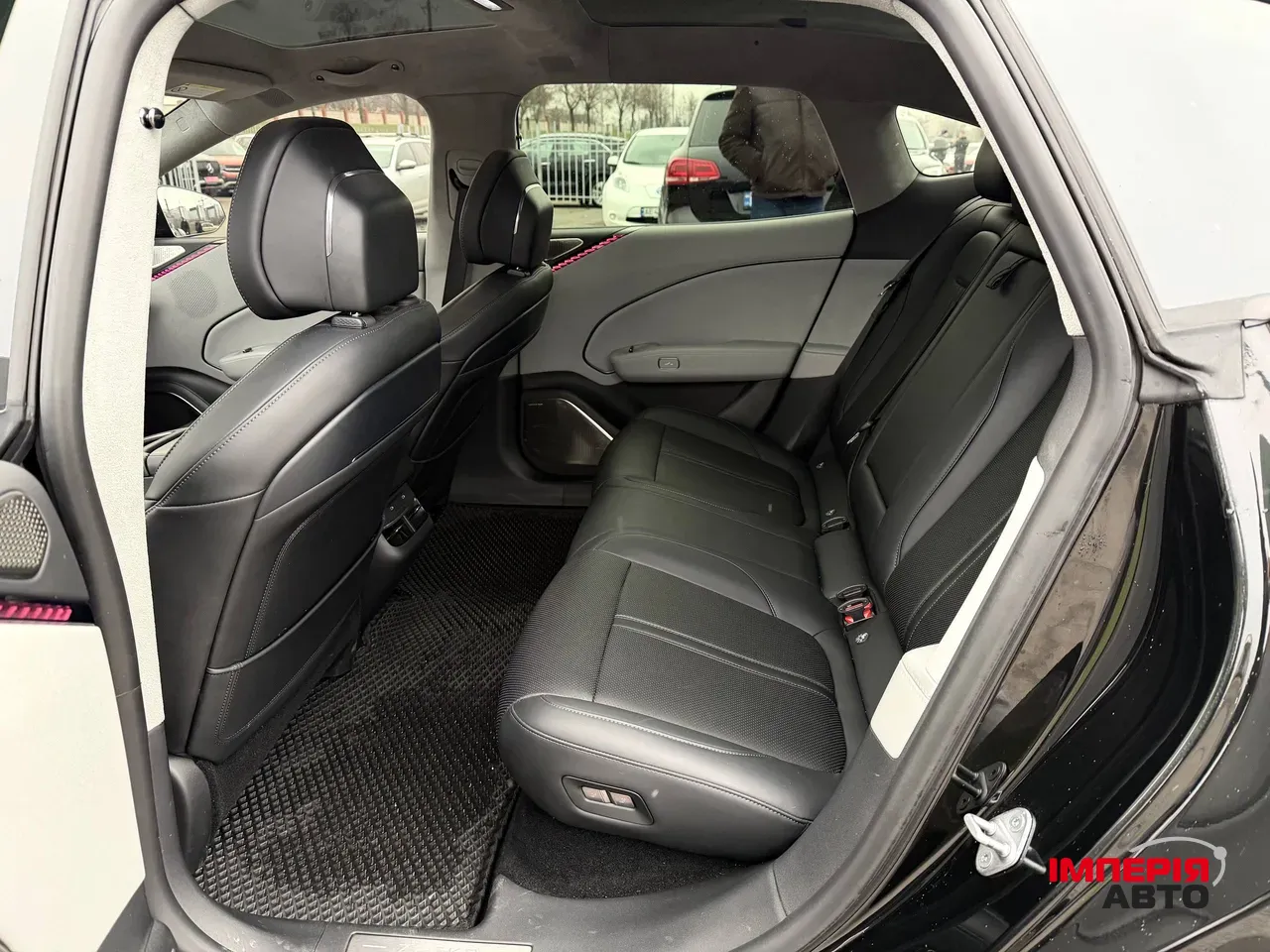 Zeekr 007 - фото 35