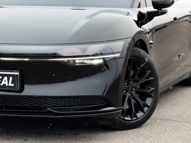 Zeekr 007 - фото 5