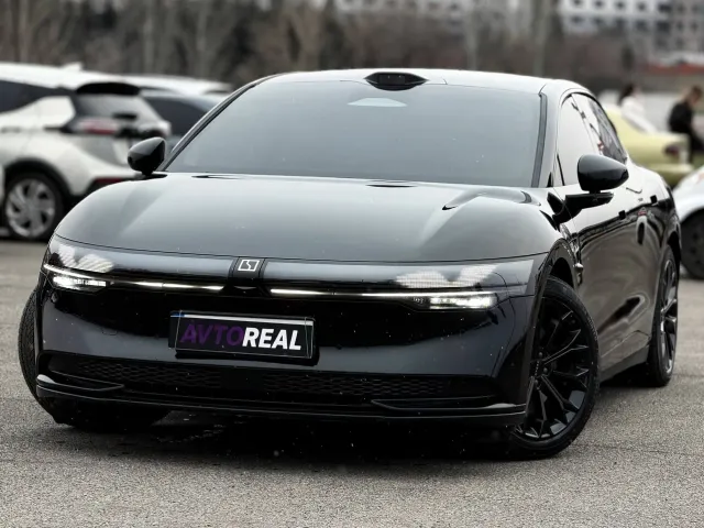 Zeekr 007 - фото 1