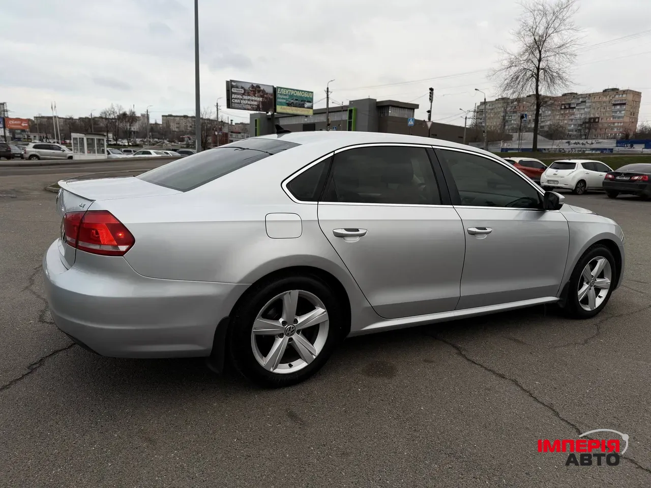 Volkswagen Passat (North America and China) - фото 24