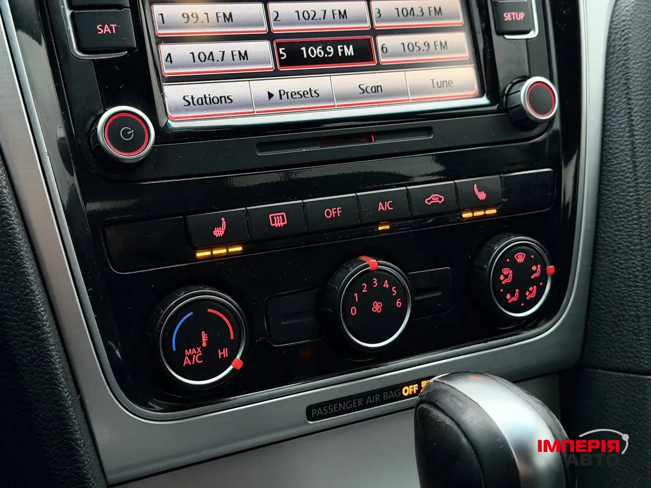 Volkswagen Passat (North America and China) - фото 54