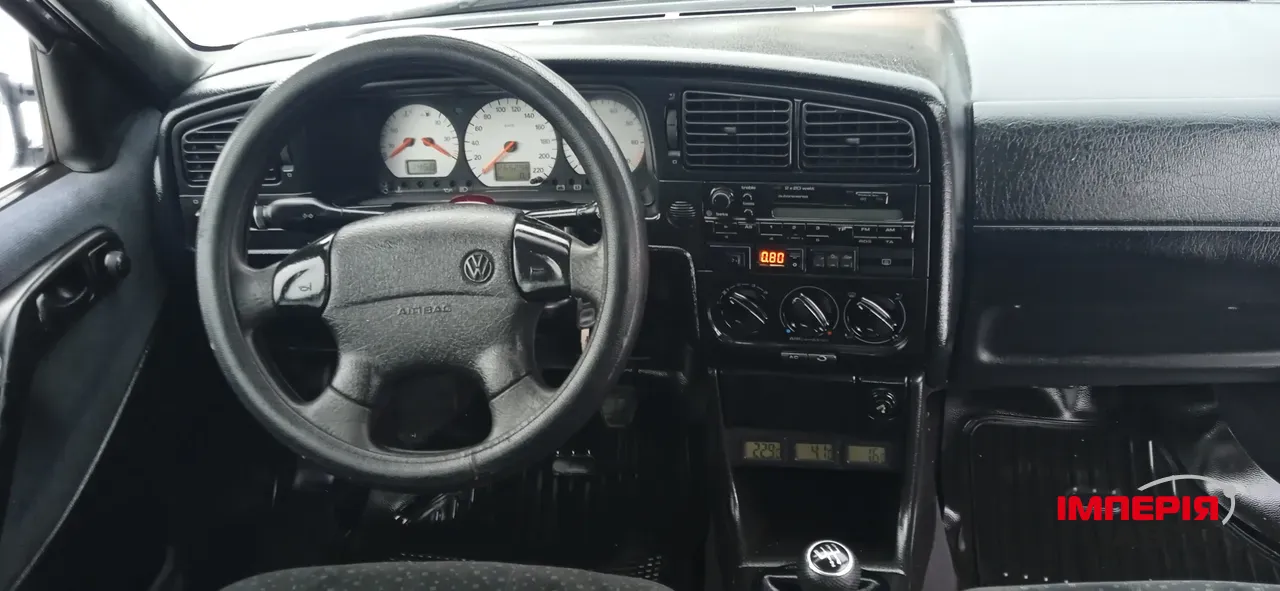 Volkswagen Passat - фото 30