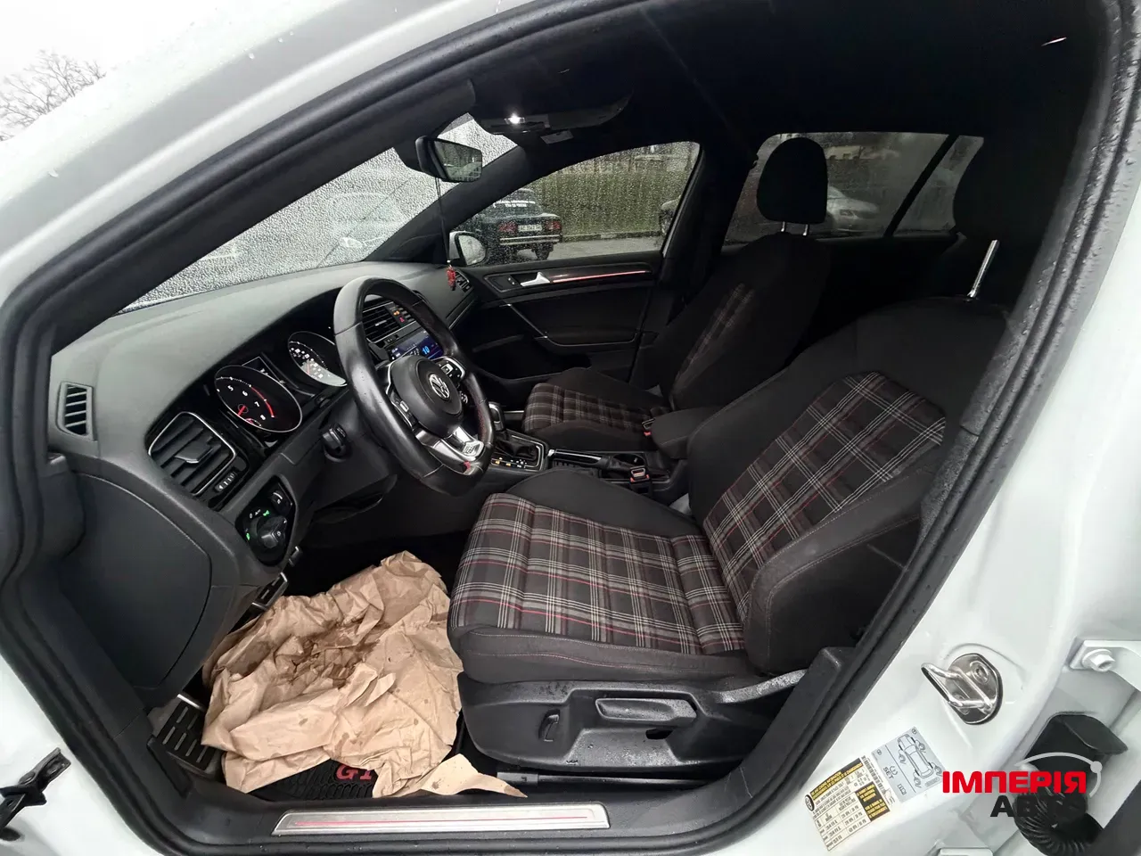 Volkswagen Golf GTI - фото 29