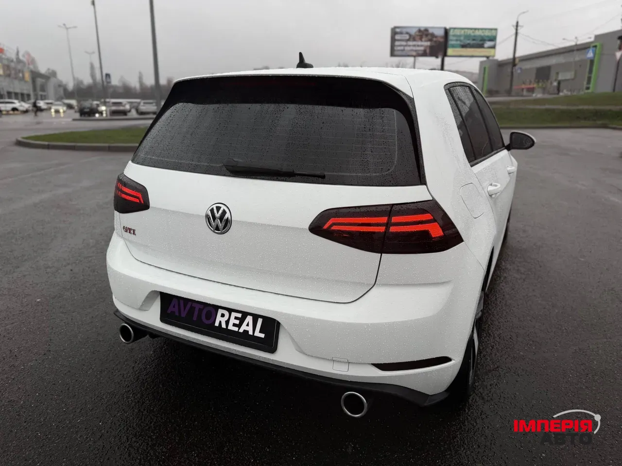 Volkswagen Golf GTI - фото 23
