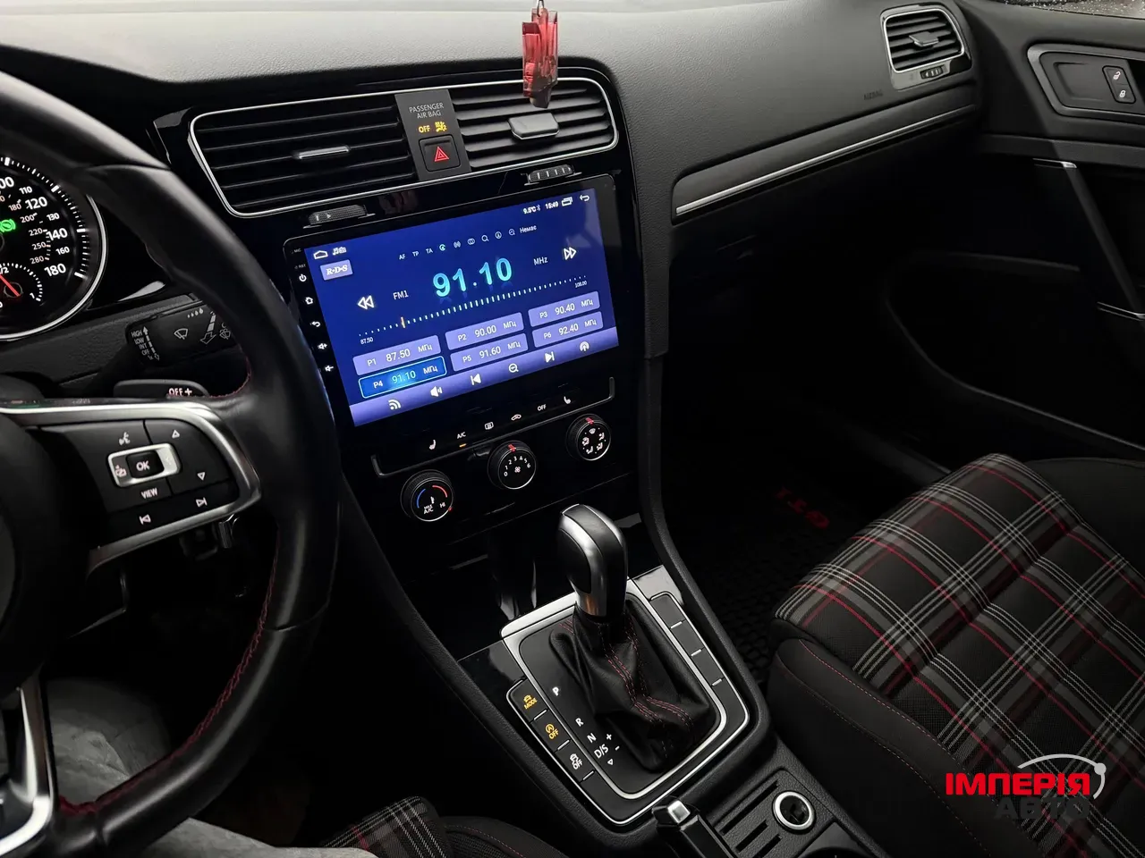 Volkswagen Golf GTI - фото 51