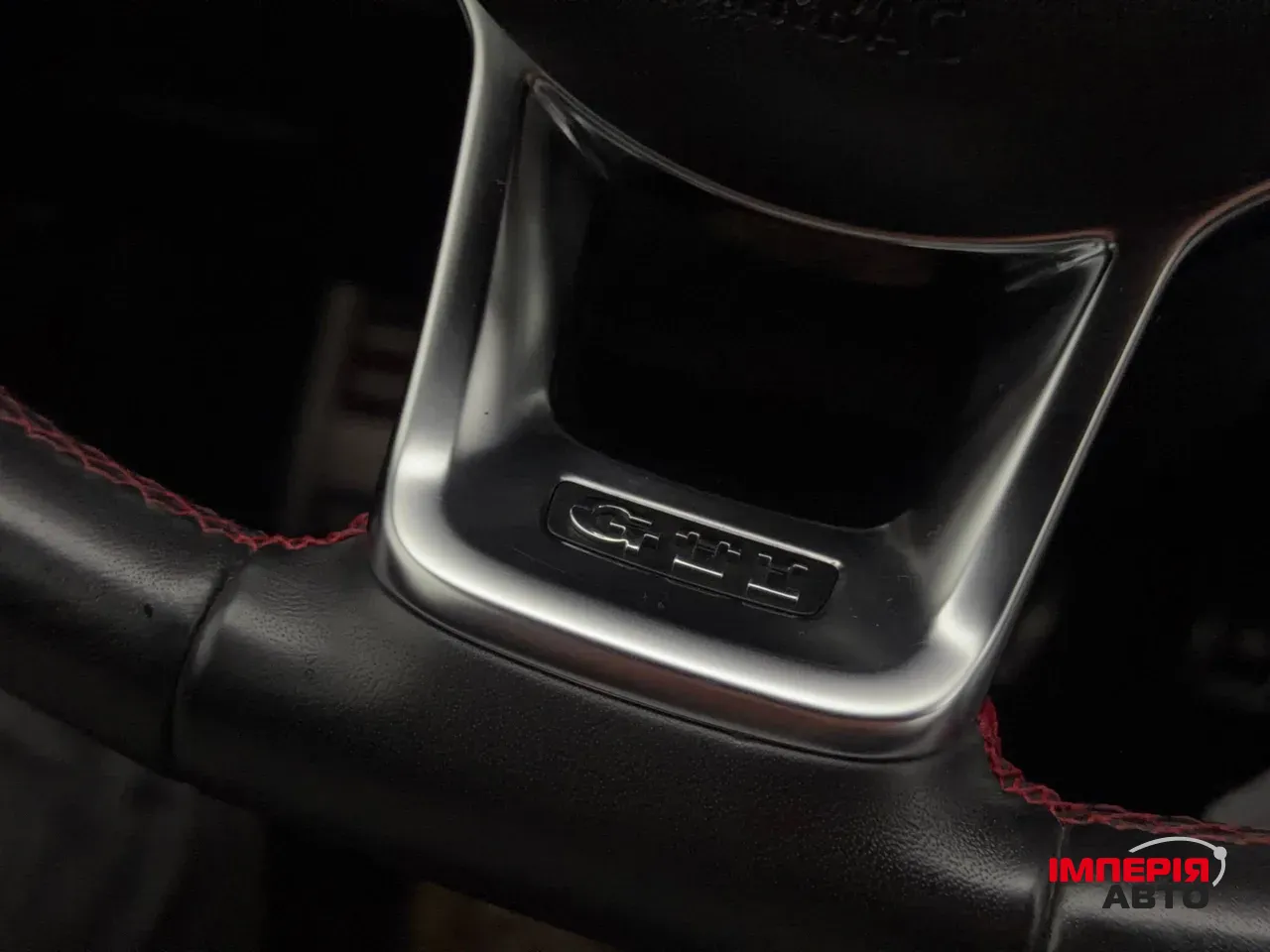 Volkswagen Golf GTI - фото 52