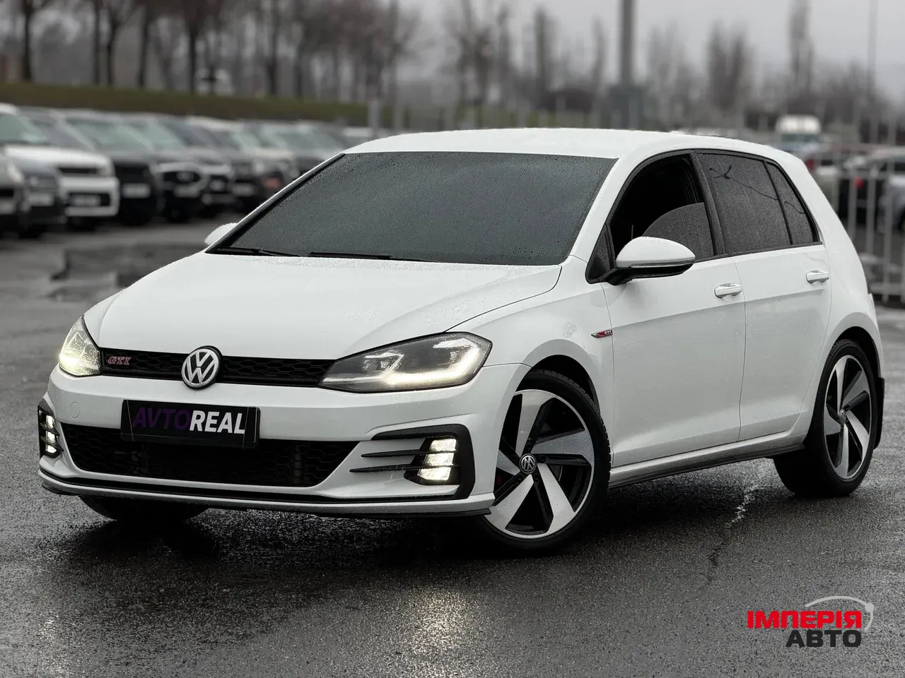 Volkswagen Golf GTI - фото 2