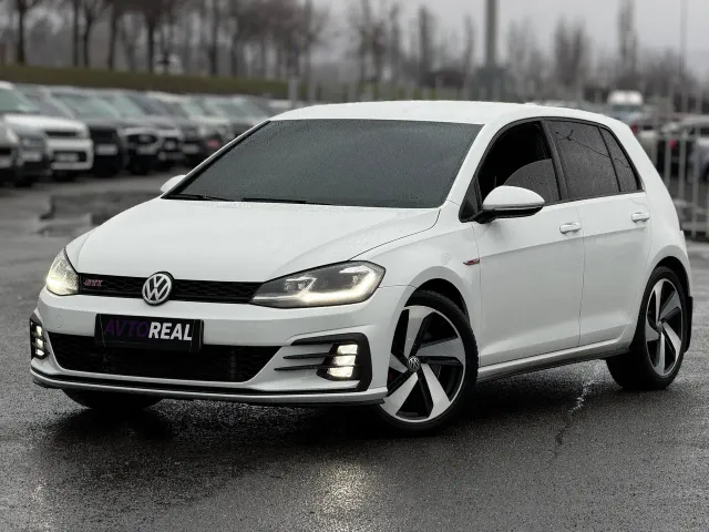 Volkswagen Golf GTI - фото 2