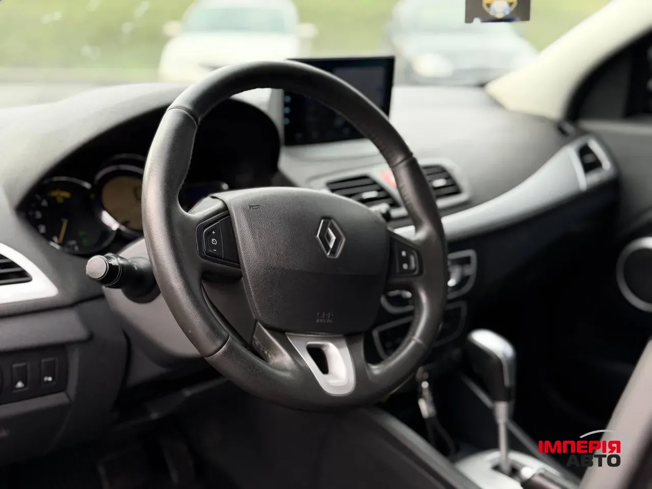 Renault Megane - фото 32