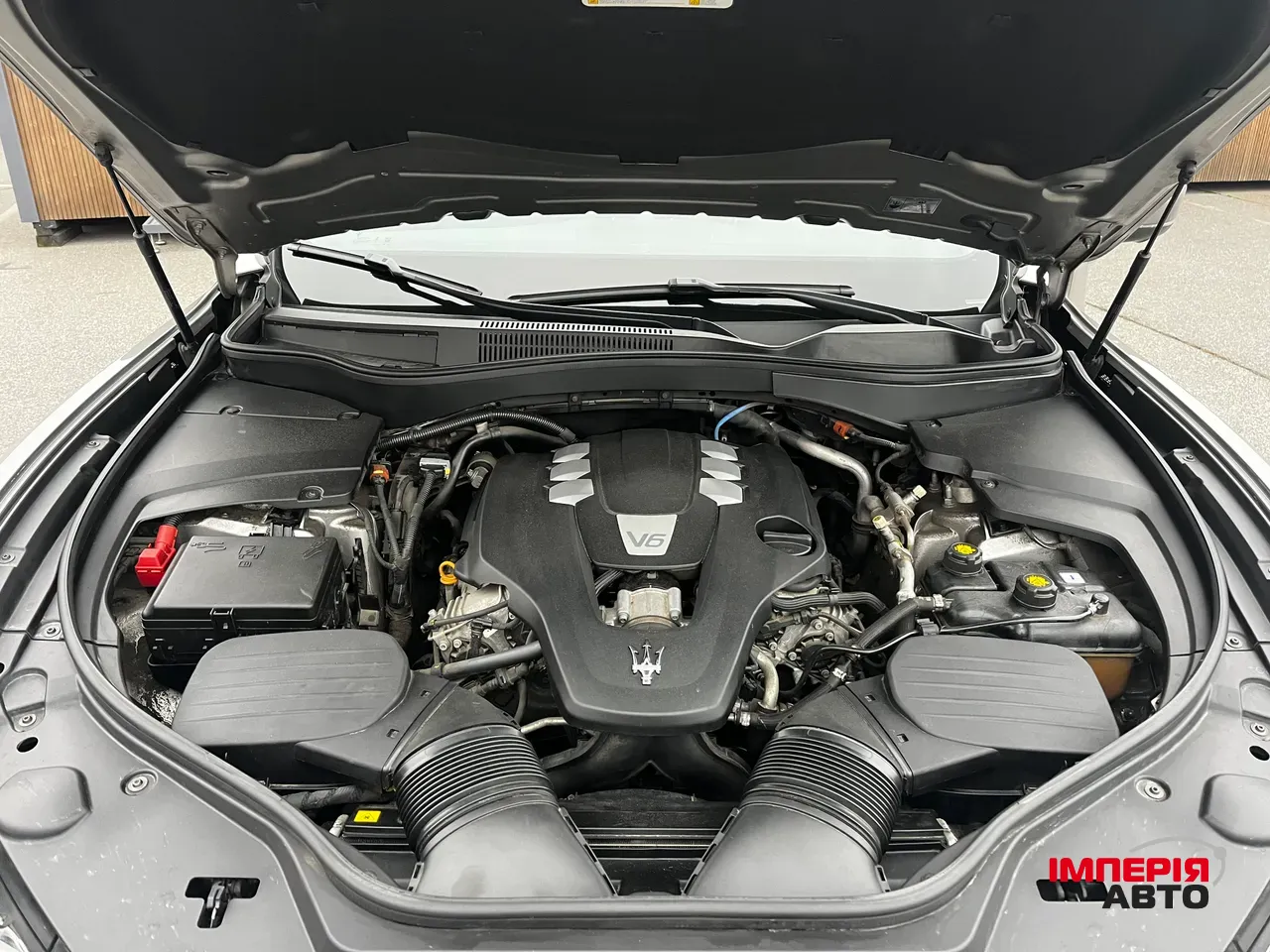 Maserati Levante - фото 14