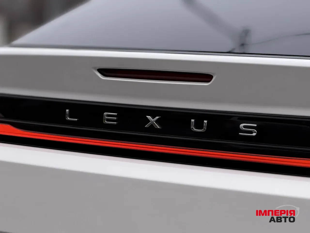 Lexus RZ - фото 28