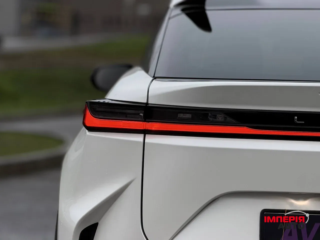 Lexus RZ - фото 20