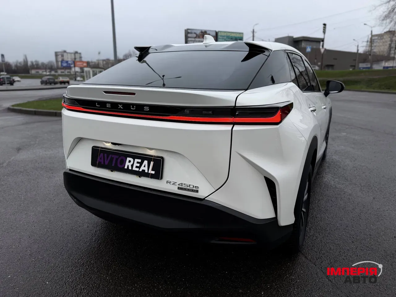 Lexus RZ - фото 34