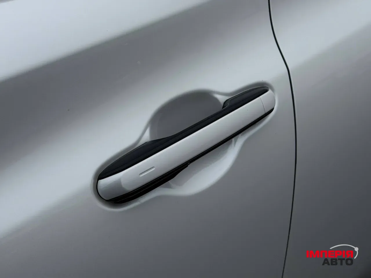 Lexus RZ - фото 14