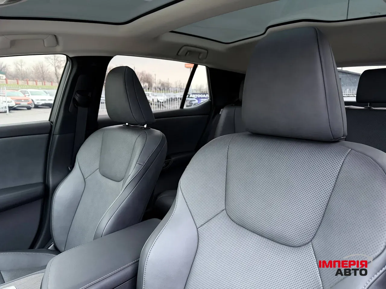 Lexus RZ - фото 46