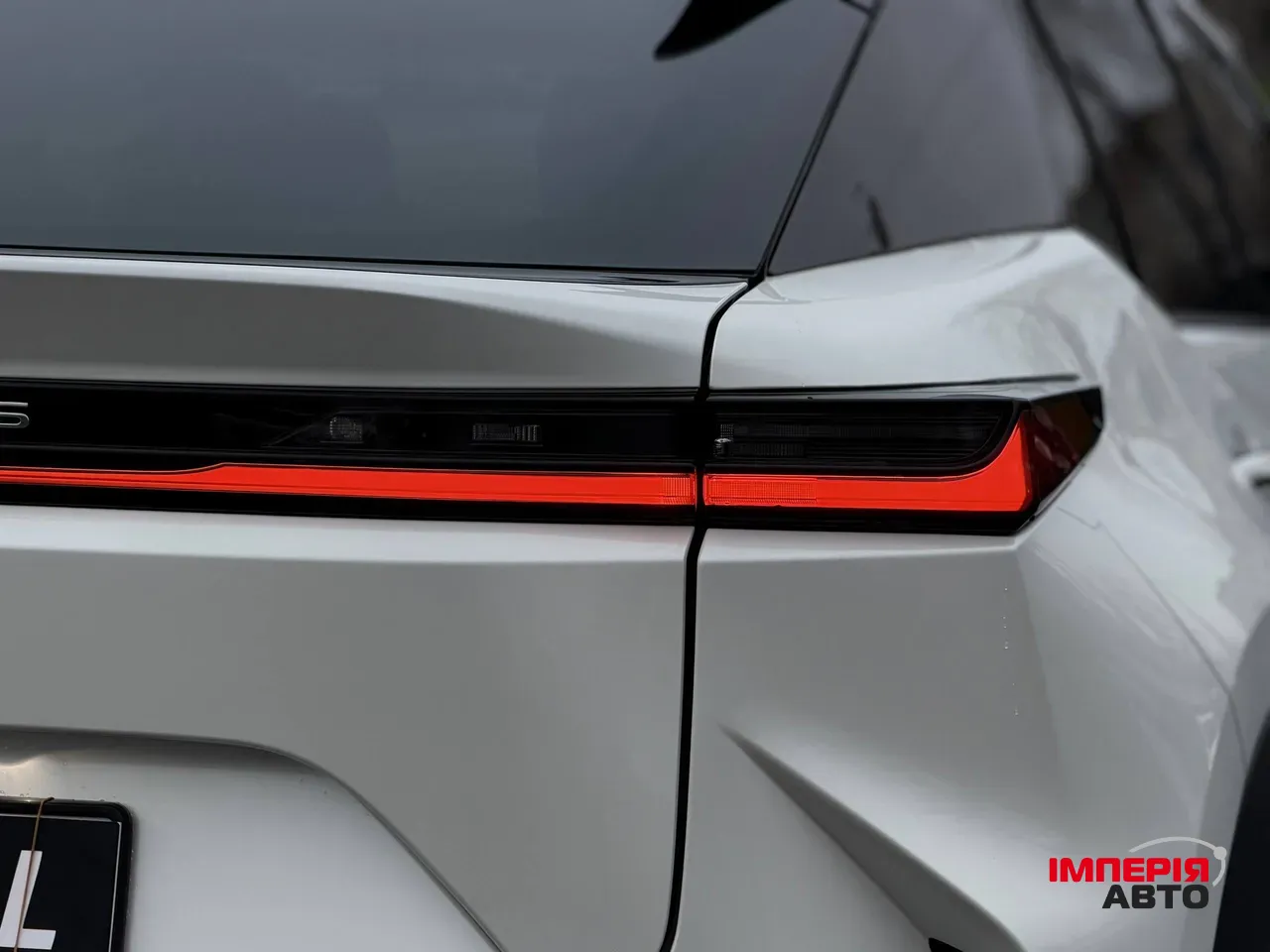 Lexus RZ - фото 29