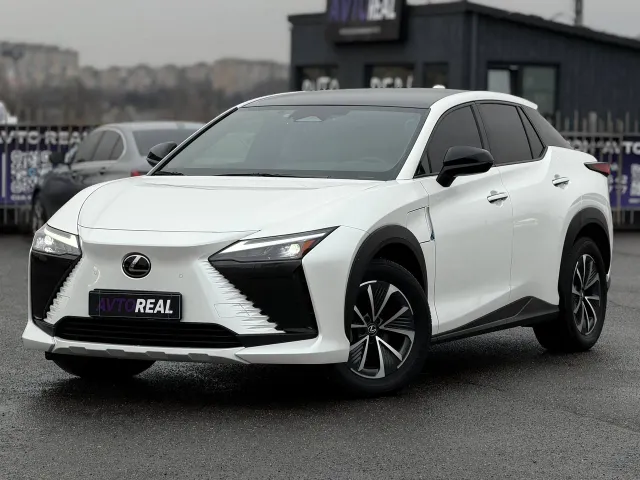 Lexus RZ - фото 2