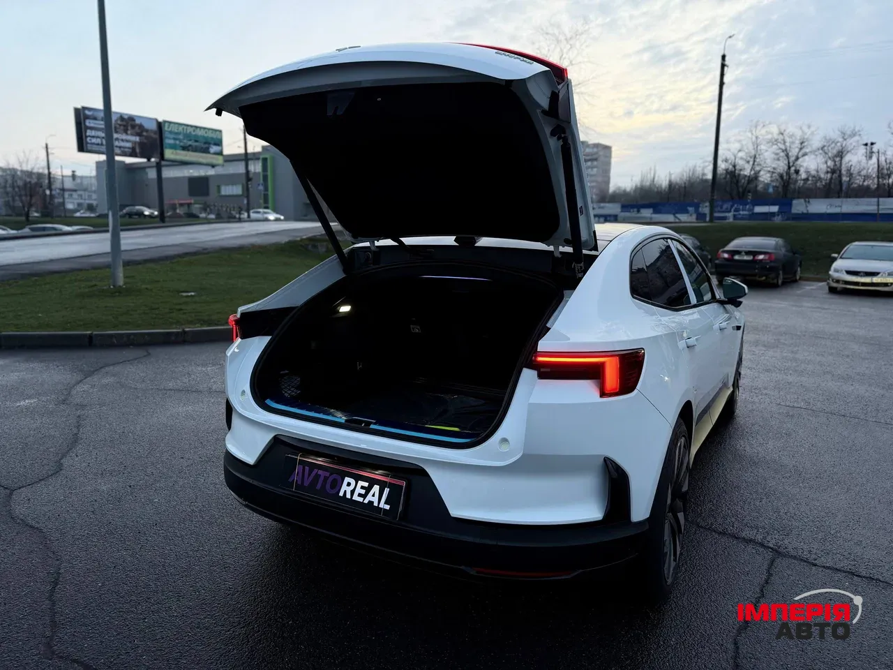 Polestar 4 - фото 35