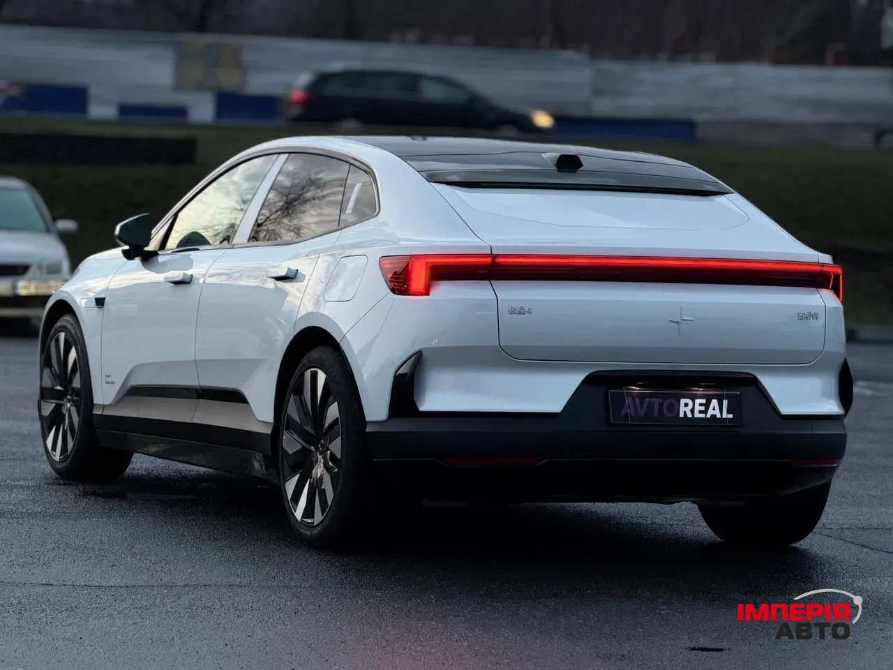 Polestar 4 - фото 25