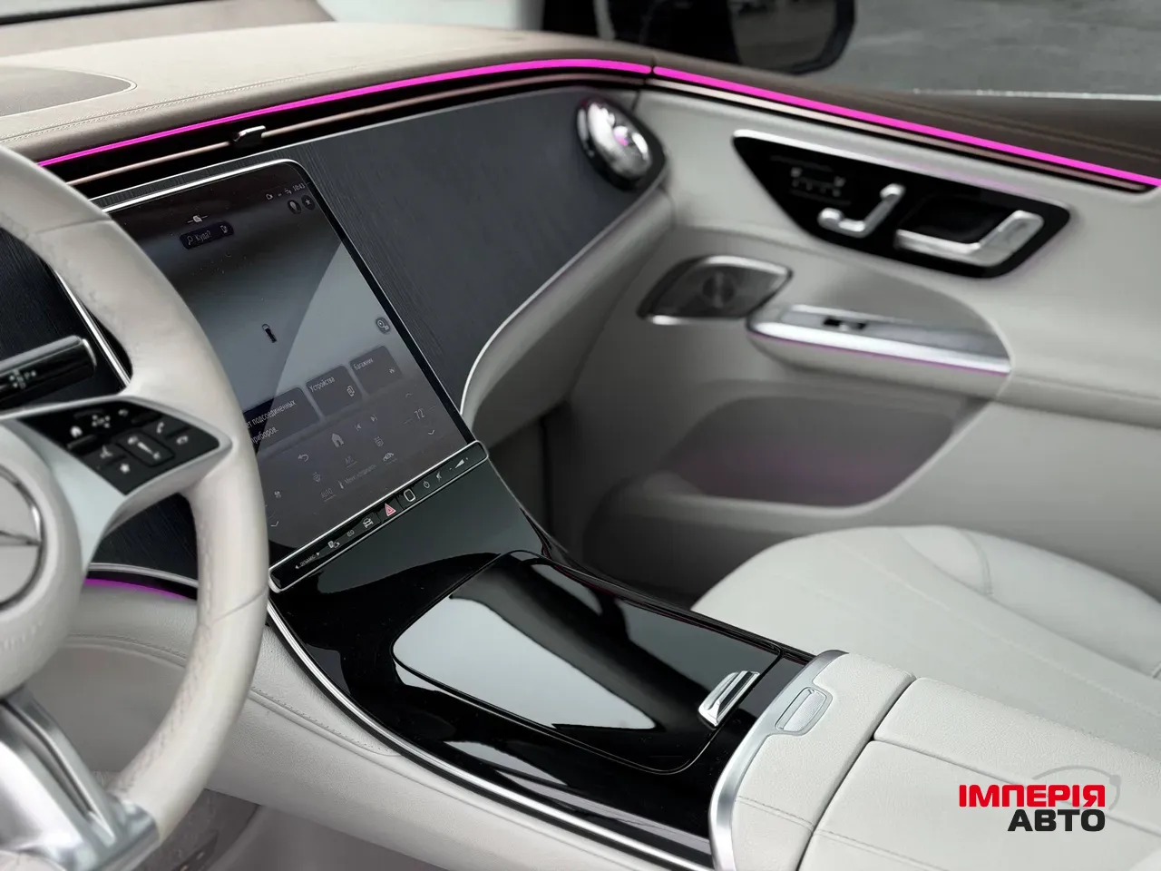 Mercedes-Benz EQE SUV - фото 49