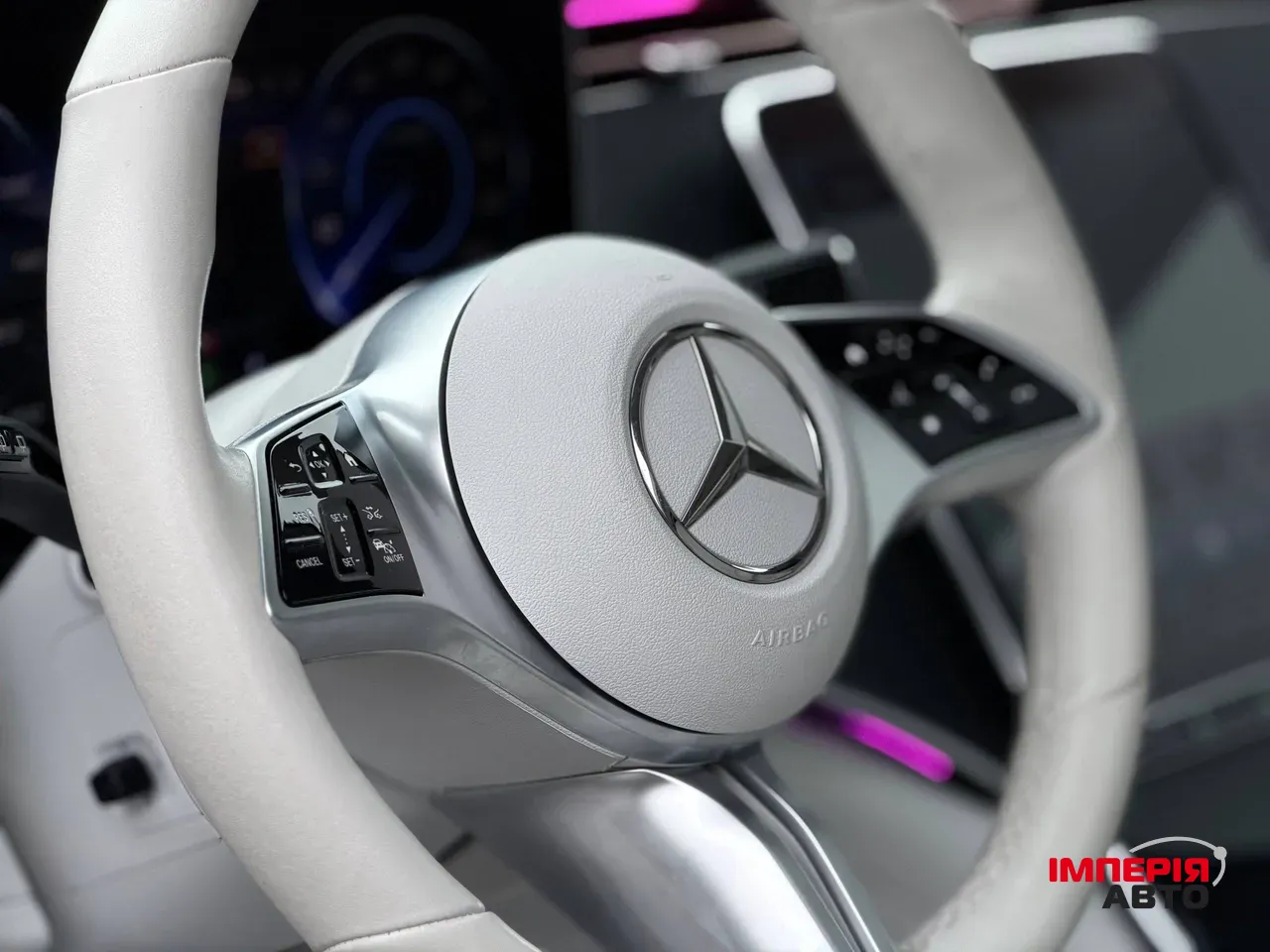 Mercedes-Benz EQE SUV - фото 50