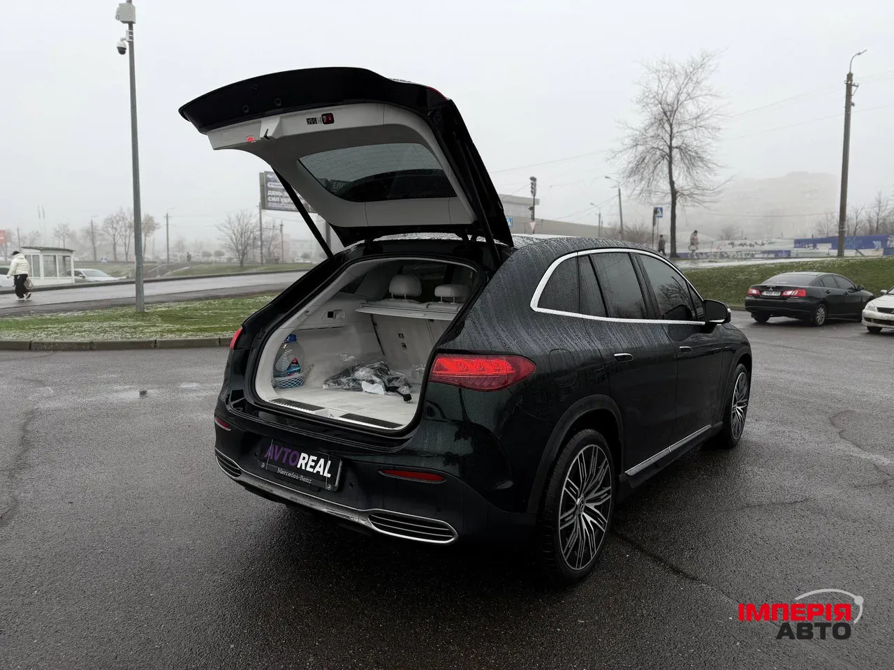 Mercedes-Benz EQE SUV - фото 38