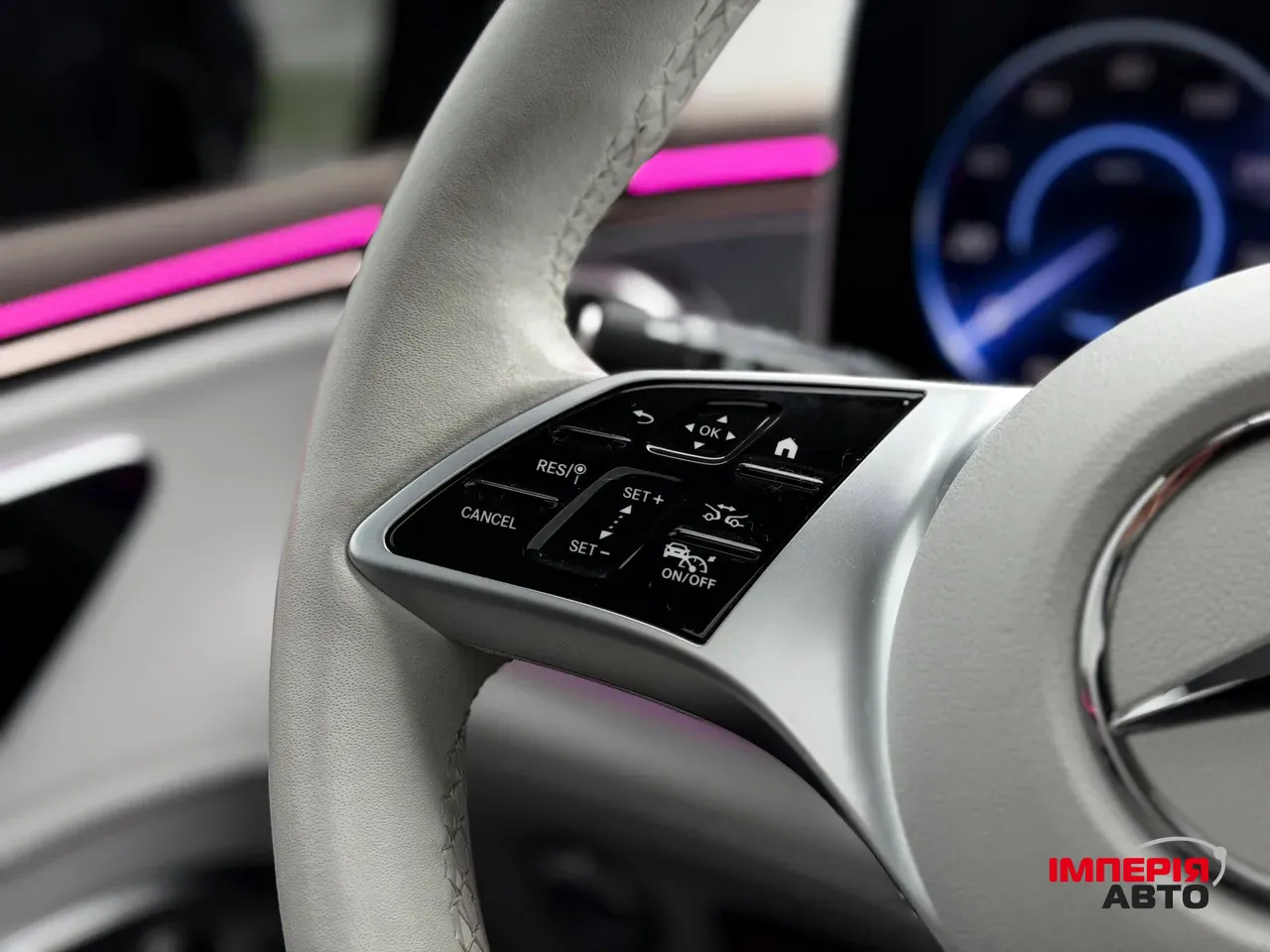 Mercedes-Benz EQE SUV - фото 64