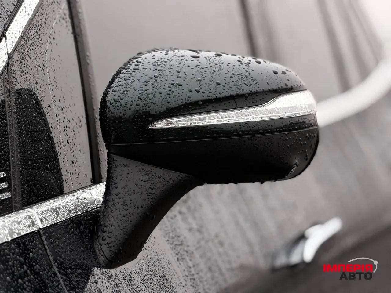 Mercedes-Benz EQE SUV - фото 7