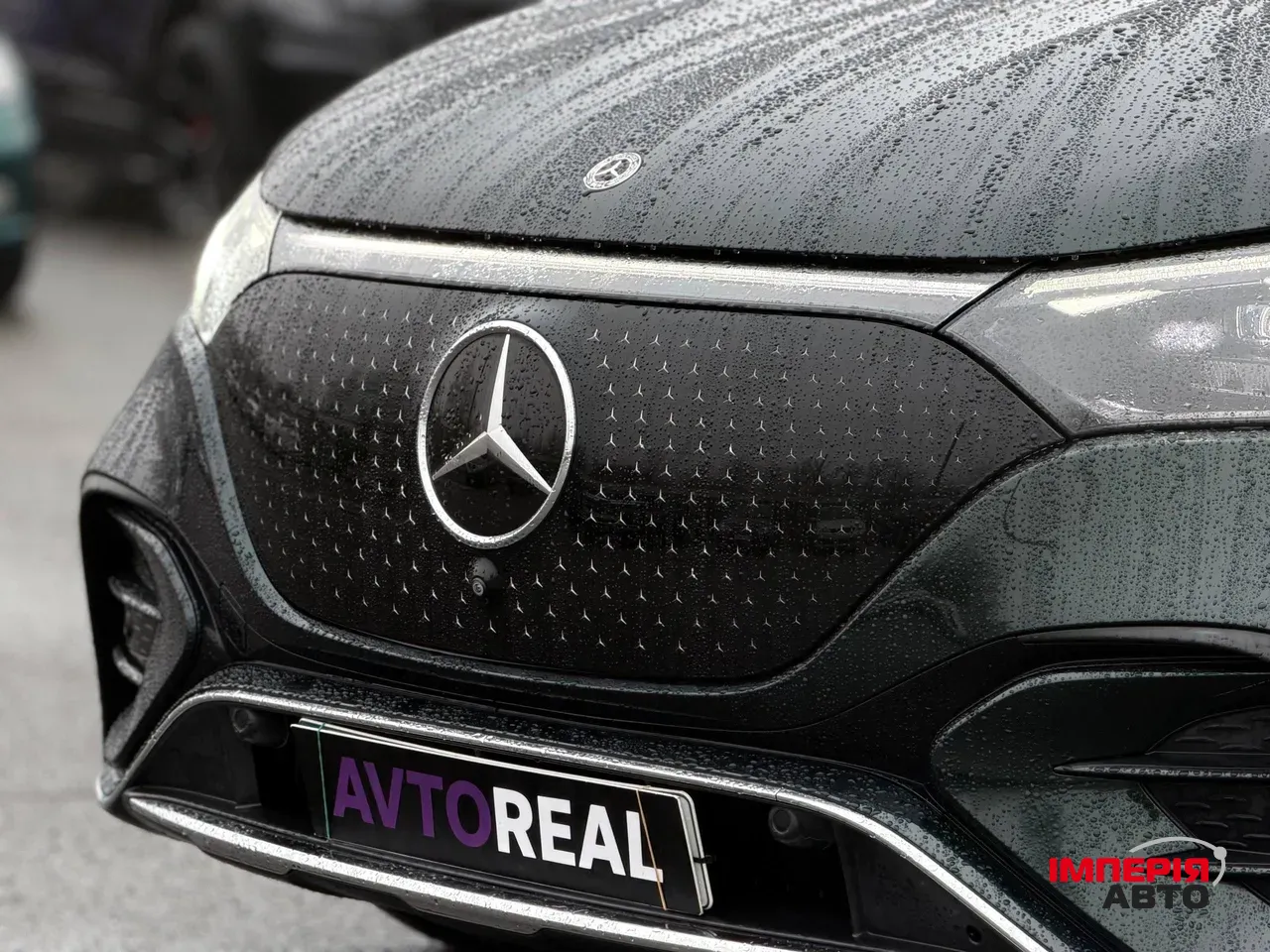 Mercedes-Benz EQE SUV - фото 8