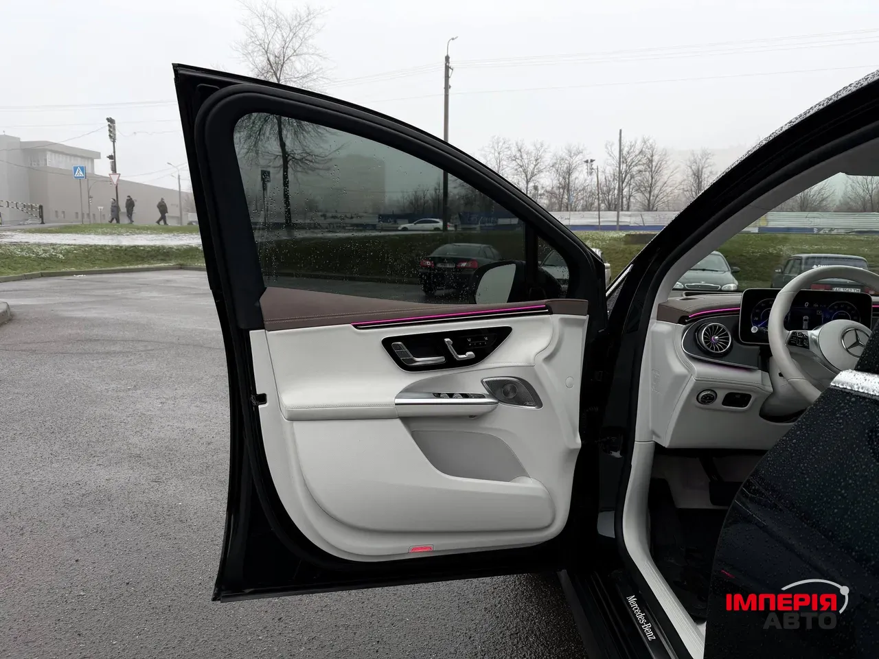 Mercedes-Benz EQE SUV - фото 42