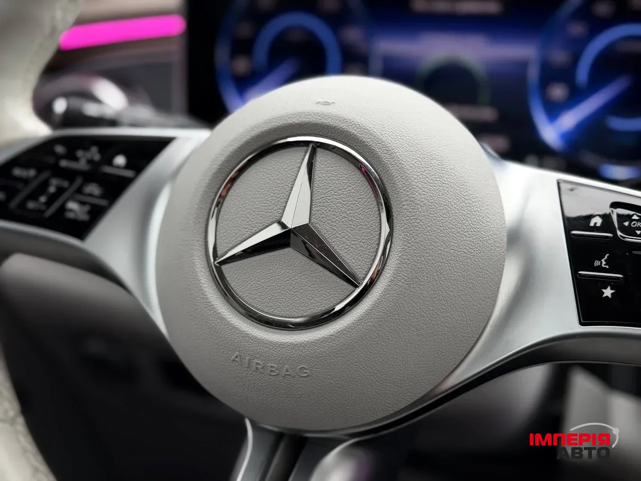 Mercedes-Benz EQE SUV - фото 62