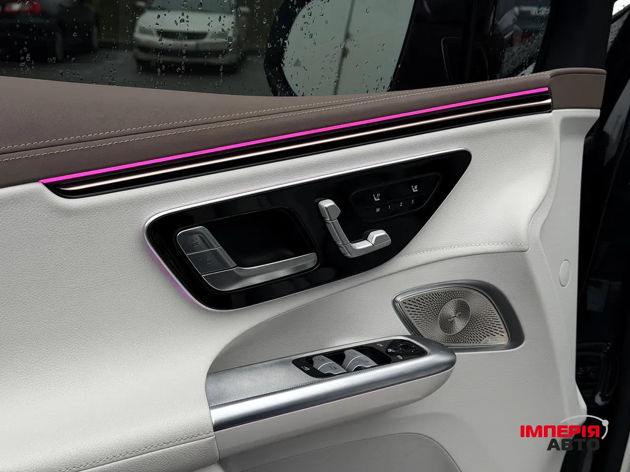 Mercedes-Benz EQE SUV - фото 41