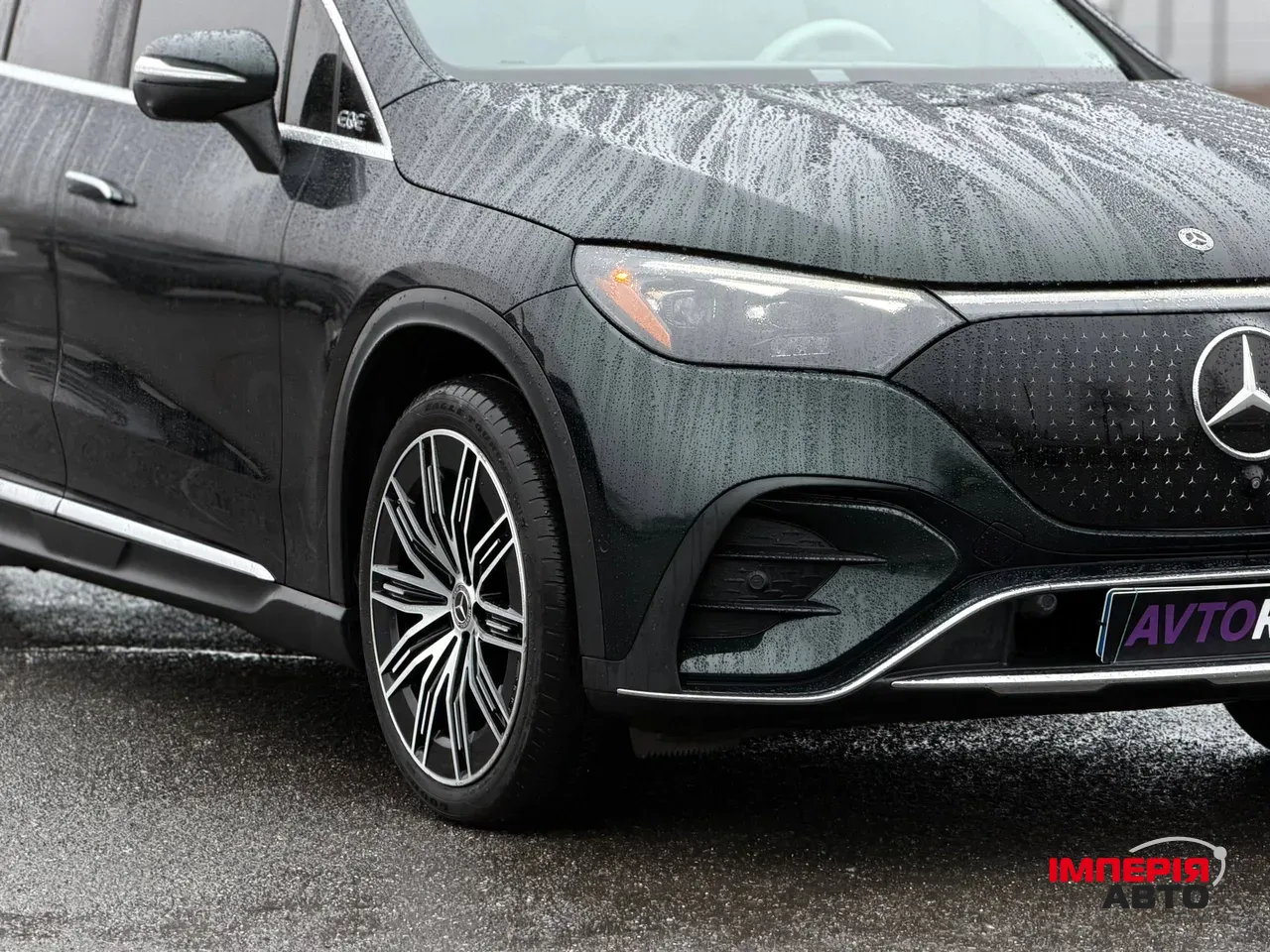 Mercedes-Benz EQE SUV - фото 10