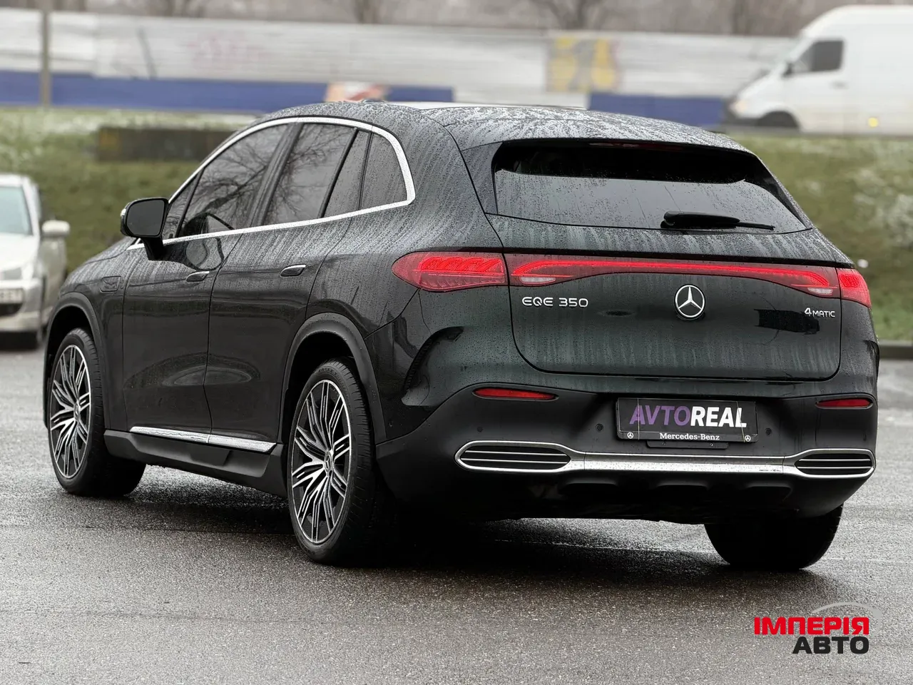 Mercedes-Benz EQE SUV - фото 29