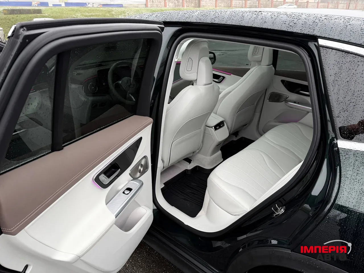 Mercedes-Benz EQE SUV - фото 43