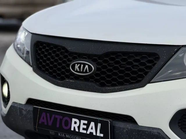 Kia Sorento - фото 4