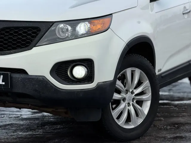 Kia Sorento - фото 3