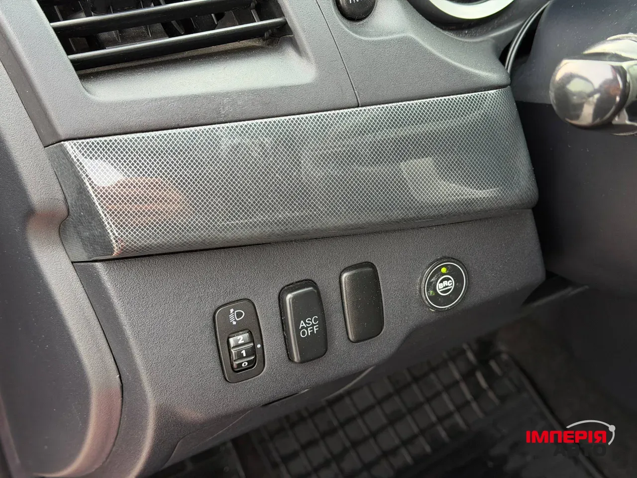 Mitsubishi Lancer - фото 35