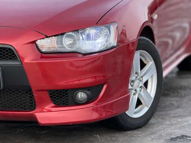 Mitsubishi Lancer - фото 3