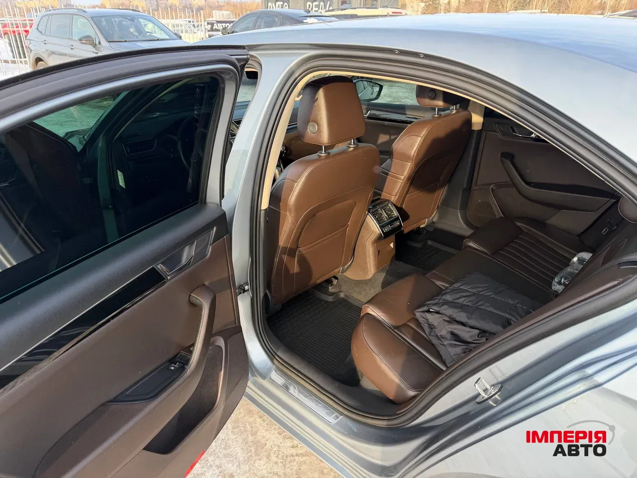 Skoda Superb - фото 33