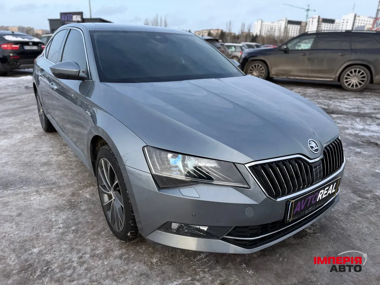 Skoda Superb - фото 16